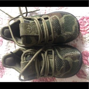 Adidas camouflage toddler shoes
